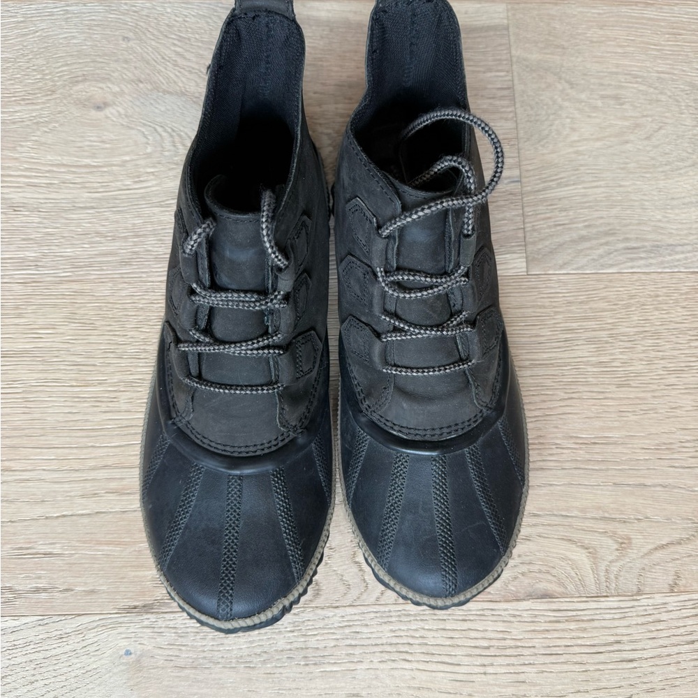 Sorel Black Womens Waterproof Lace-Up Duck Boots